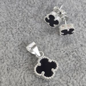 925 Mex Sterling Silver Black Clover Set Stud Earrings & Small Pendant Good Luck